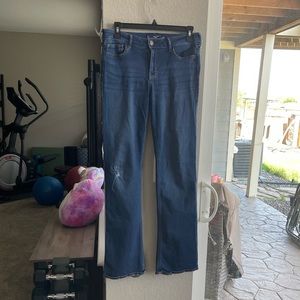 Hollister Bootcut light distressed waist 30 size 11